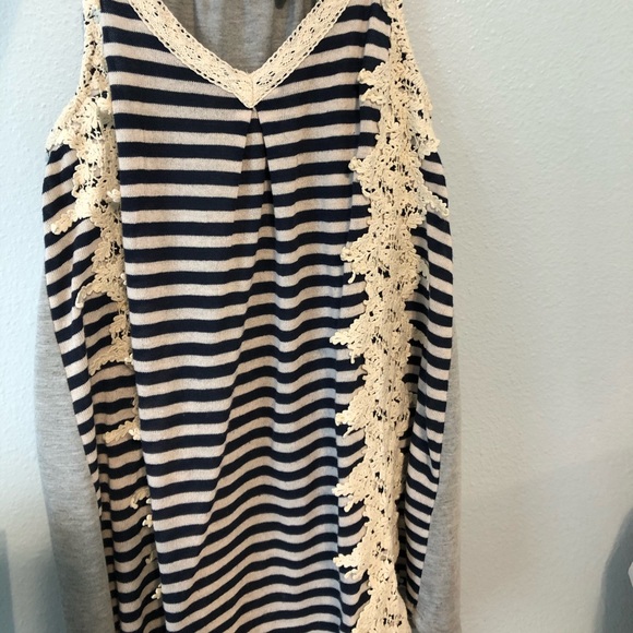 Altar’d State Tank Top - Picture 4 of 4